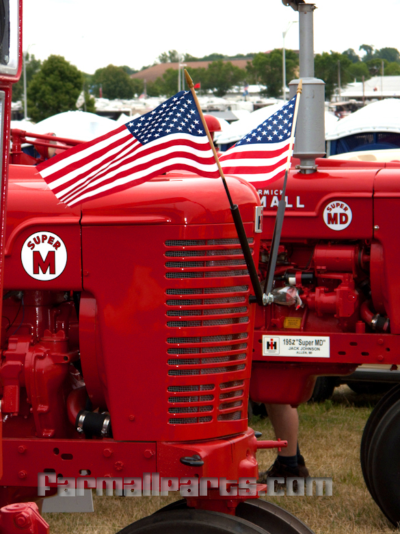International Harvester Farmall Farmall Super M American flag